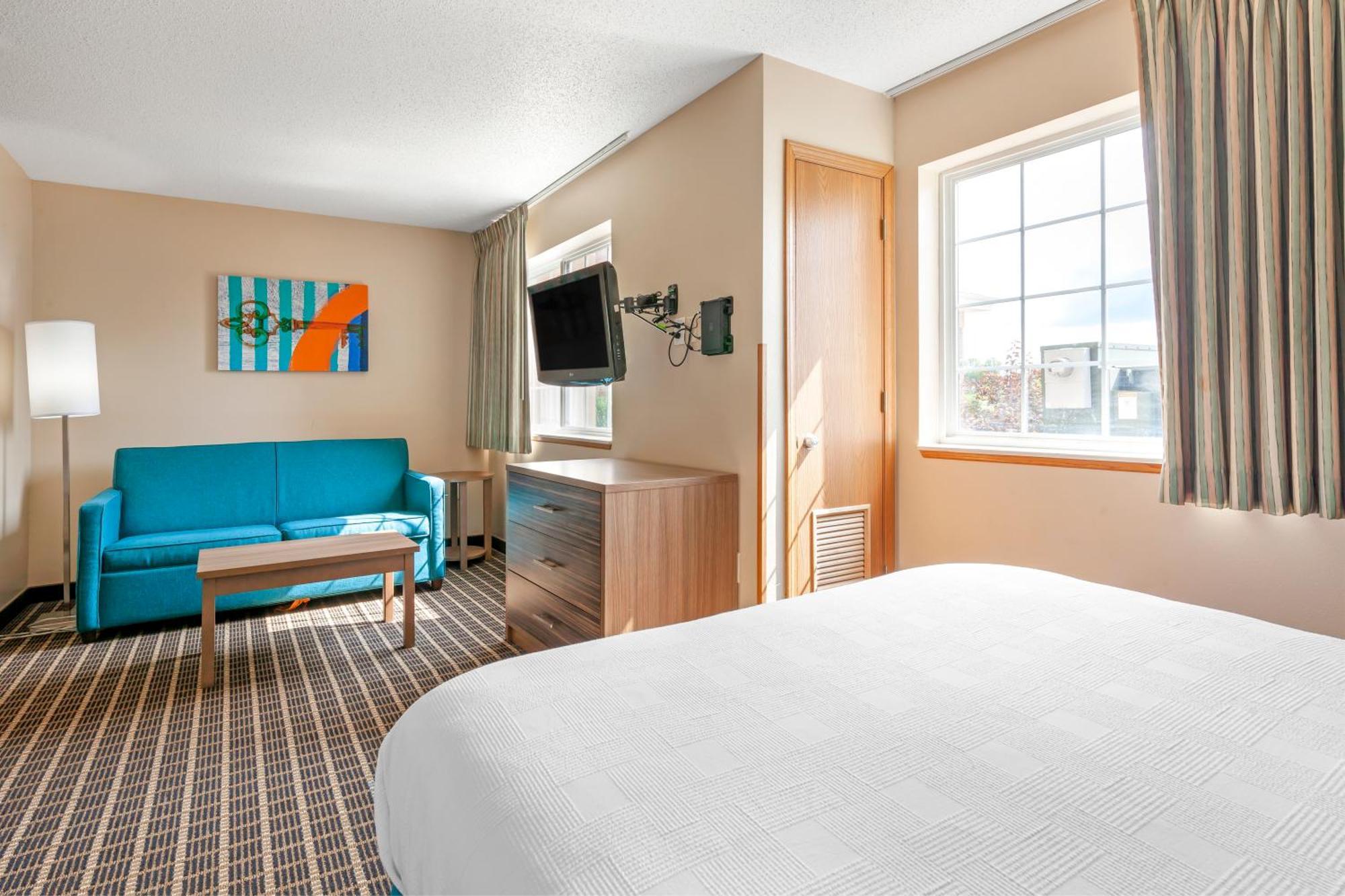 Mainstay Suites Dubuque At Hwy 20 Exterior photo