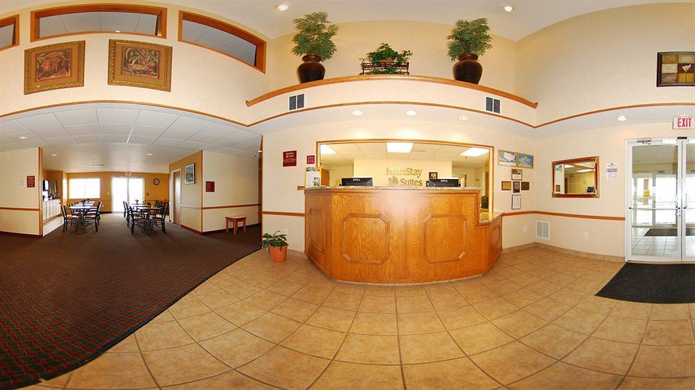 Mainstay Suites Dubuque At Hwy 20 Exterior photo